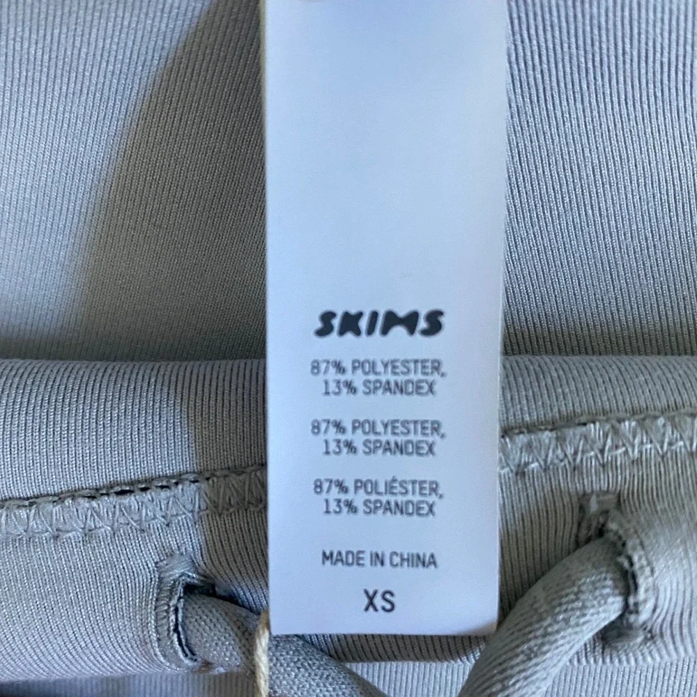 SKIMS Sport Swim Mid‎ Thigh Short Chrome Gray SW-MWS-0053 XS NWT